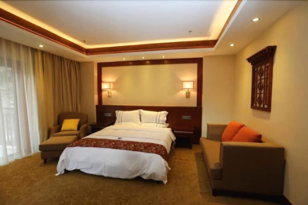 Шангри-Ла: Balagezong Tibetan Ecological Hotel