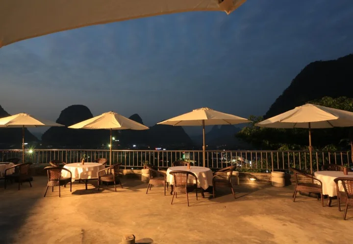 Яншо: Fanli Hotel