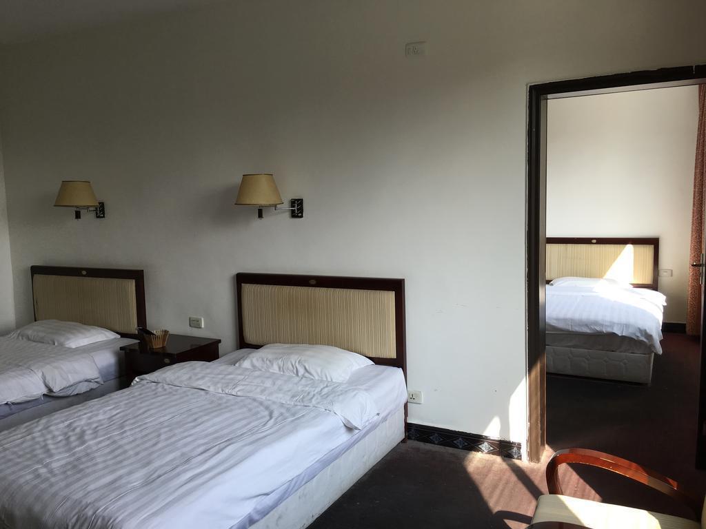 Чунцин: Zoo Courtyard Hostel