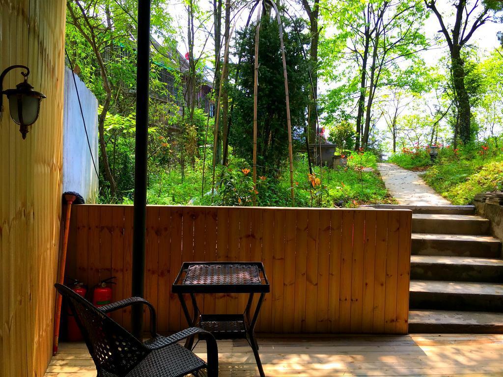 Чунцин: Zoo Courtyard Hostel