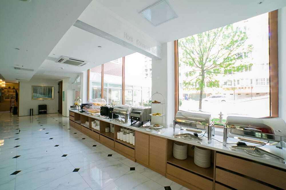 Яньтай: Bridal Tea House Hotel Yantai Zhifu