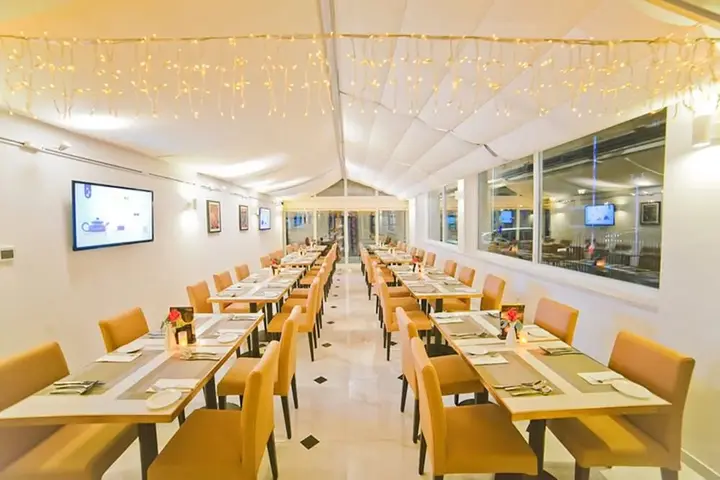 Яньтай: Bridal Tea House Hotel Yantai Zhifu