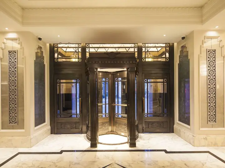 Шанхай: Jinjiang Metropolo Hotel Classiq Shanghai Bund Circle
