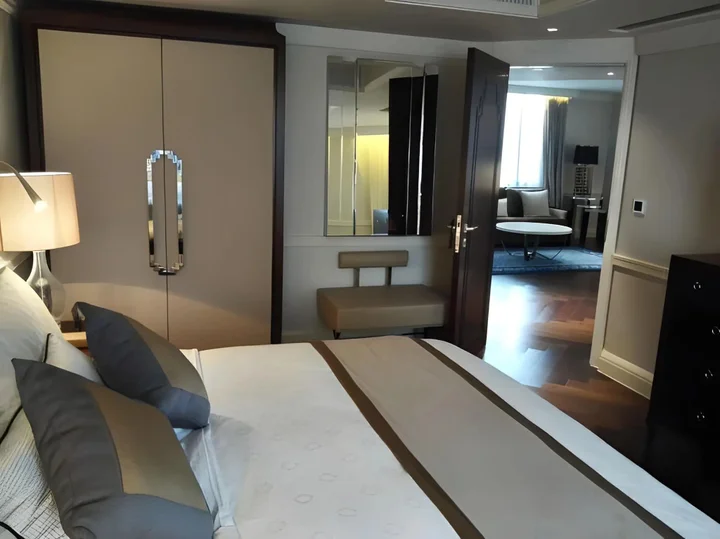 Шанхай: Jinjiang Metropolo Hotel Classiq Shanghai Bund Circle