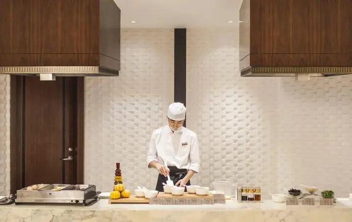 Шанхай: Jinjiang Metropolo Hotel Classiq Shanghai Bund Circle
