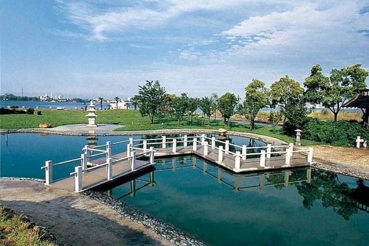 Уси: Wuxi Lakeview Park Resort