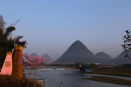 Яншо: Yun Shan Zhu Shui Inn
