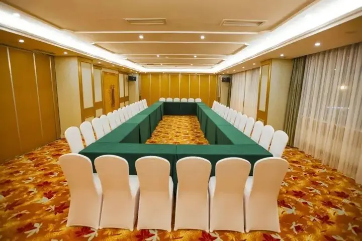 Чанша: Vienna International Hotel Changsha West Bus Station Branch