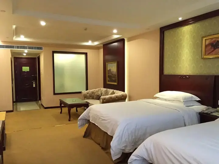 Чанша: Vienna International Hotel Changsha West Bus Station Branch