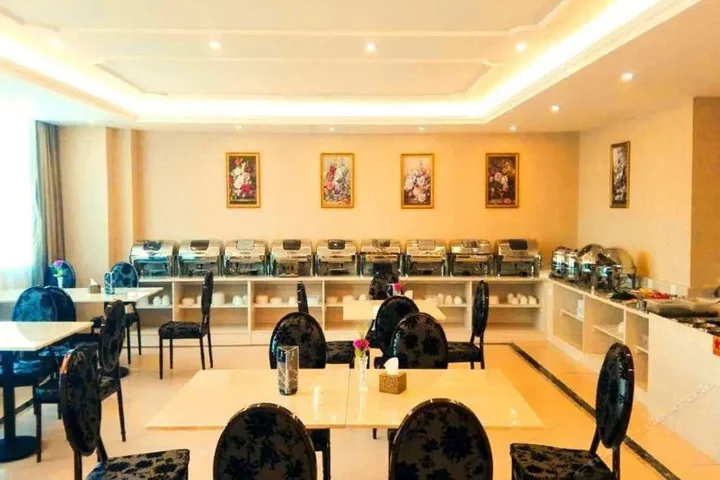 Чанша: Vienna International Hotel Changsha West Bus Station Branch