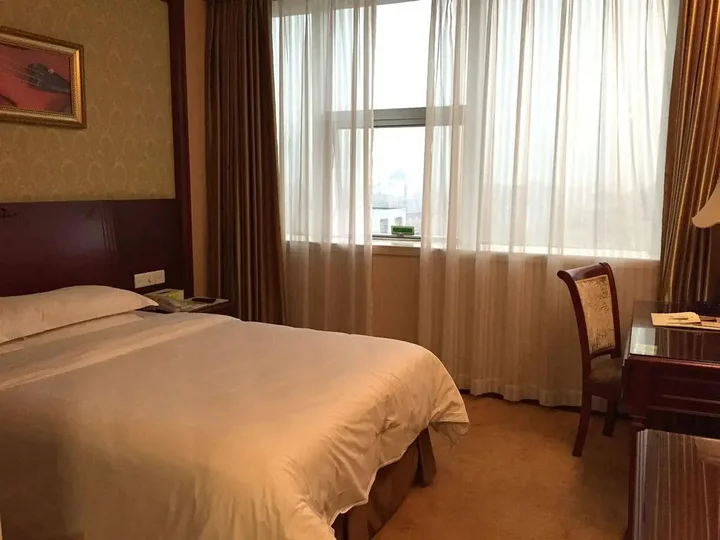 Чанша: Vienna International Hotel Changsha West Bus Station Branch