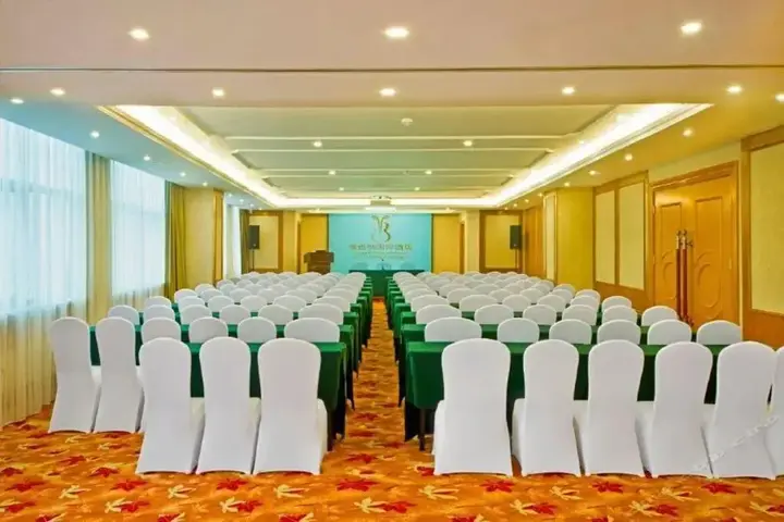 Чанша: Vienna International Hotel Changsha West Bus Station Branch