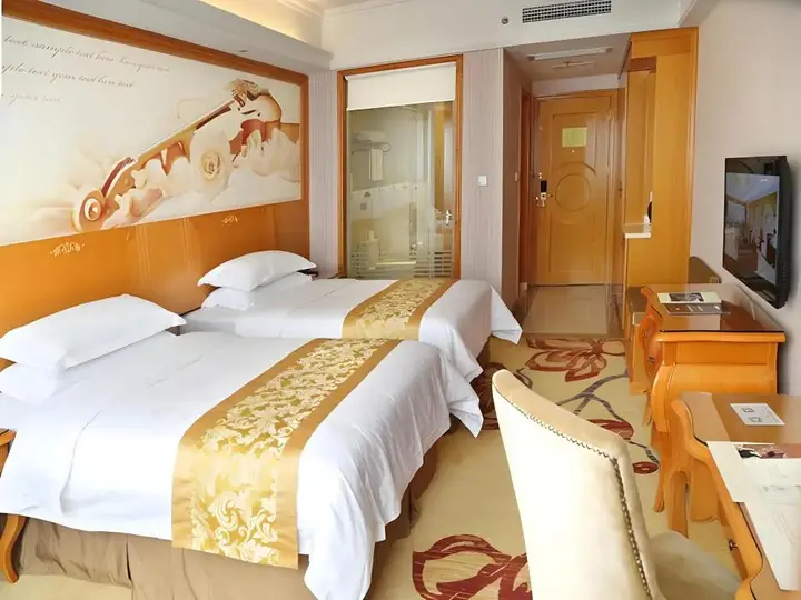 Чанша: Vienna International Hotel Changsha West Bus Station Branch