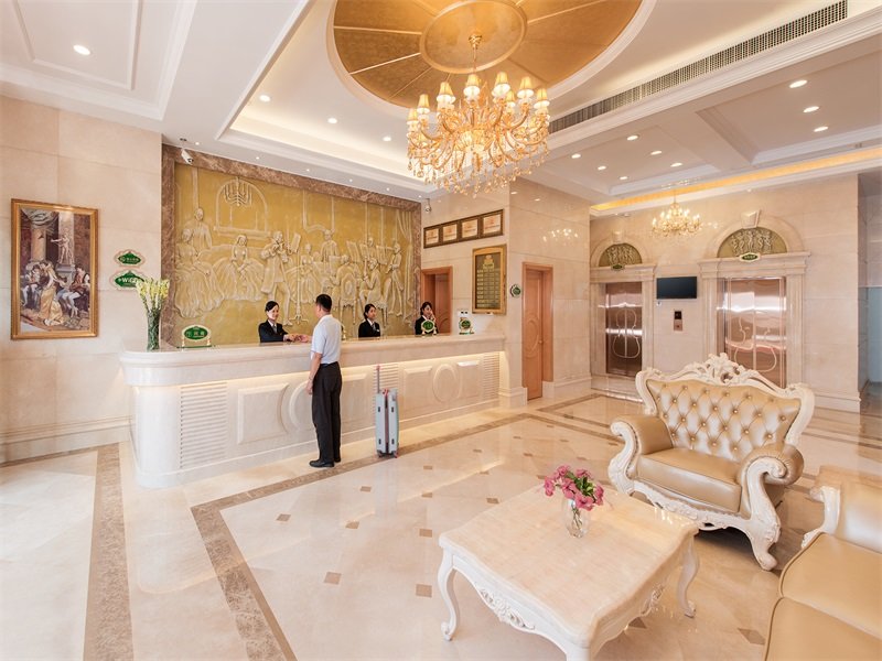 Vienna Hotel Shenzhen Baoneng City Plaza Branch — фото 2