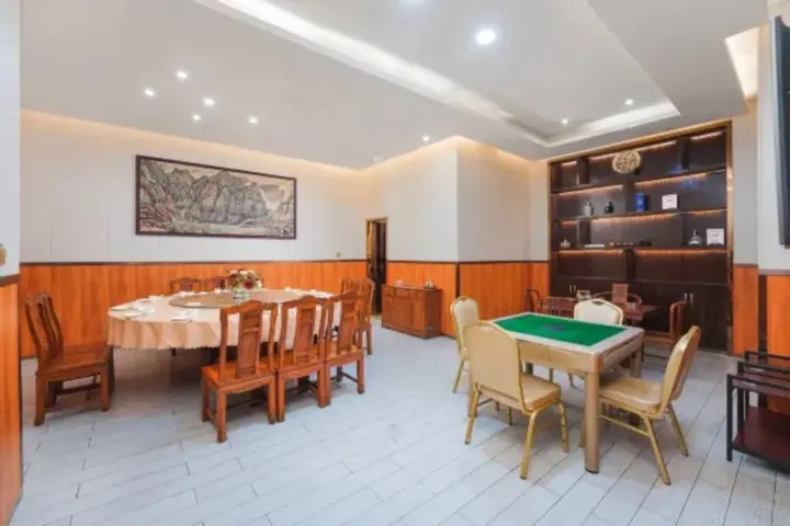Дунгуань: Vienna Classic Hotel Dongguan Changan Xiandai