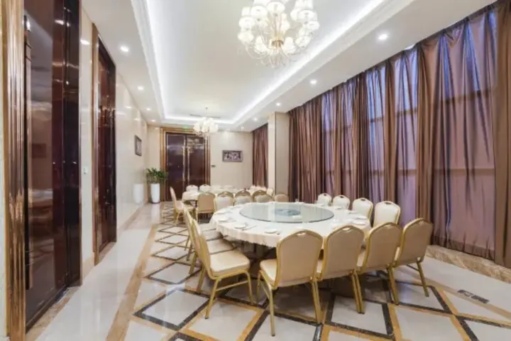 Дунгуань: Vienna Classic Hotel Dongguan Changan Xiandai