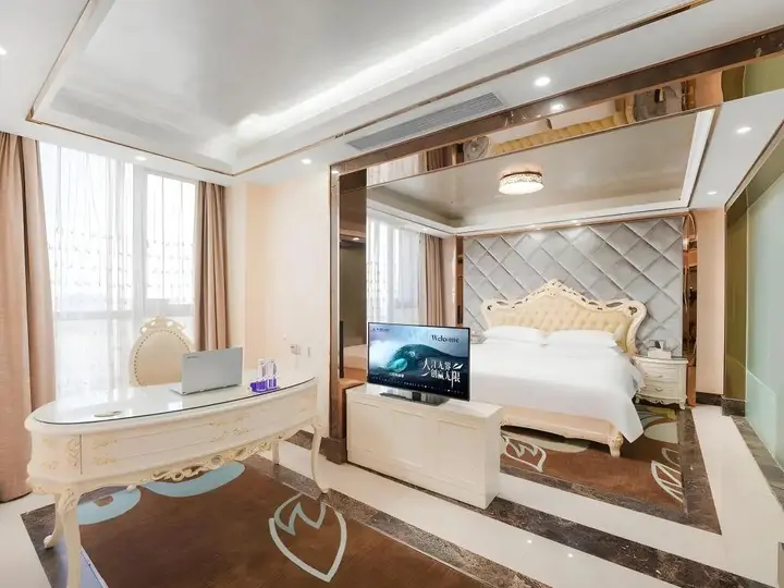 Дунгуань: Vienna Classic Hotel Dongguan Changan Xiandai