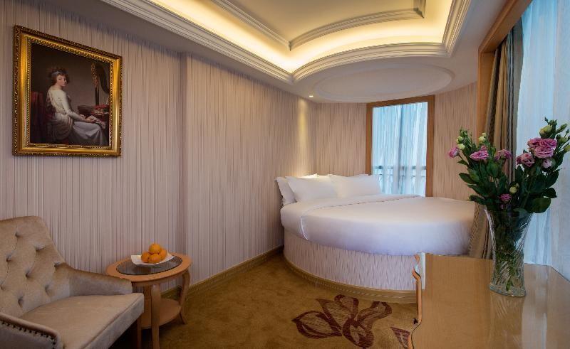 Шэньчжэнь: Vienna Hotel Shenzhen Longgang Xiashuijing Subway Station Branch
