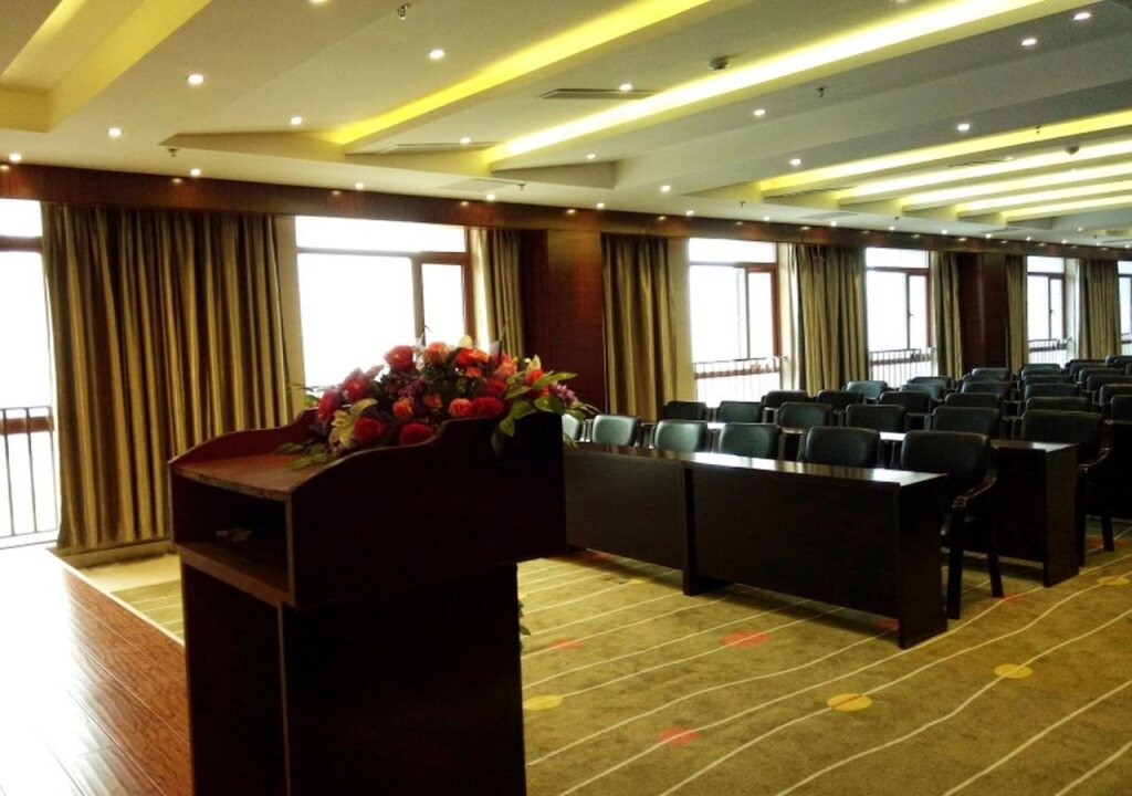 Аньцин: Greentree Inn Anqing Yingbin East Road High Speed