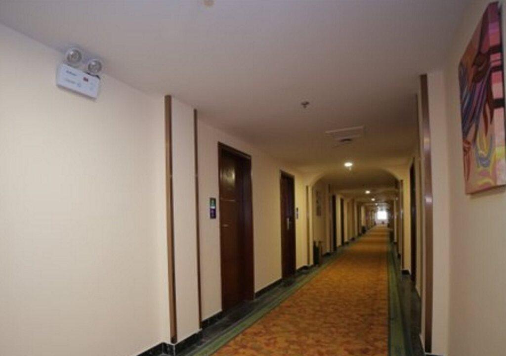 Аньцин: GreenTree Inn AnHui AnQing Wuyue Plaza Business Hotel
