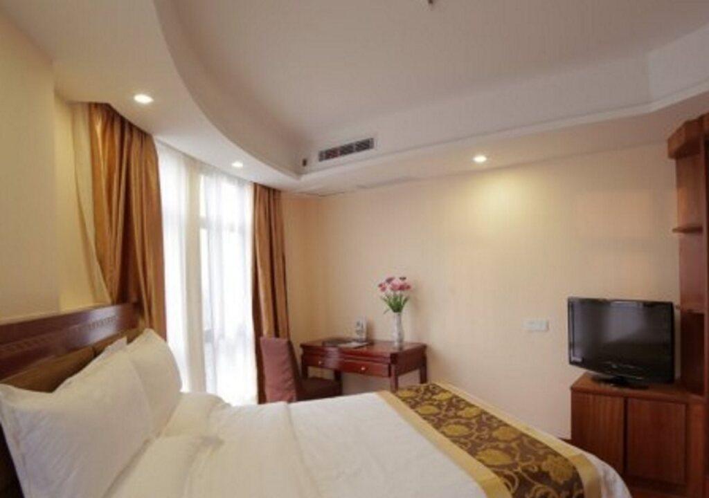 Аньцин: GreenTree Inn AnHui AnQing Wuyue Plaza Business Hotel