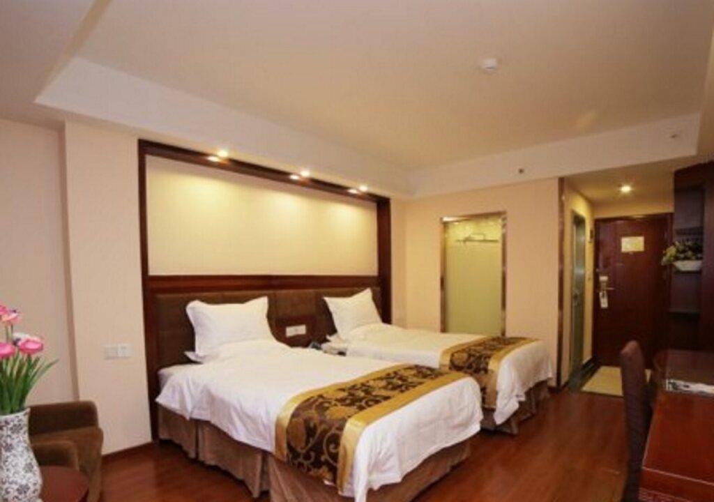 Аньцин: GreenTree Inn AnHui AnQing Wuyue Plaza Business Hotel