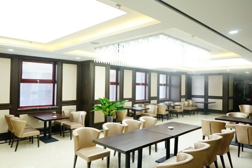 GreenTree Inn LiaoYuan Longshan District Train station Longjihuadian Hotel_ — фото 4
