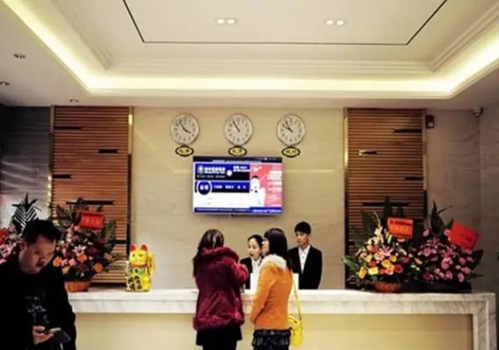 Бэйхай: GreenTree Inn HePu Huanzhu South Road Transit Center Express Hotel