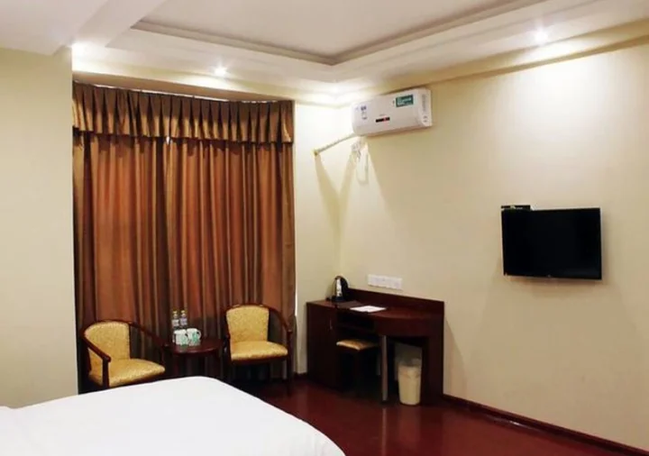 Лючжоу: GreenTree Inn Guangxi Liuzhou Railway Station Hongguang Road Express Hotel