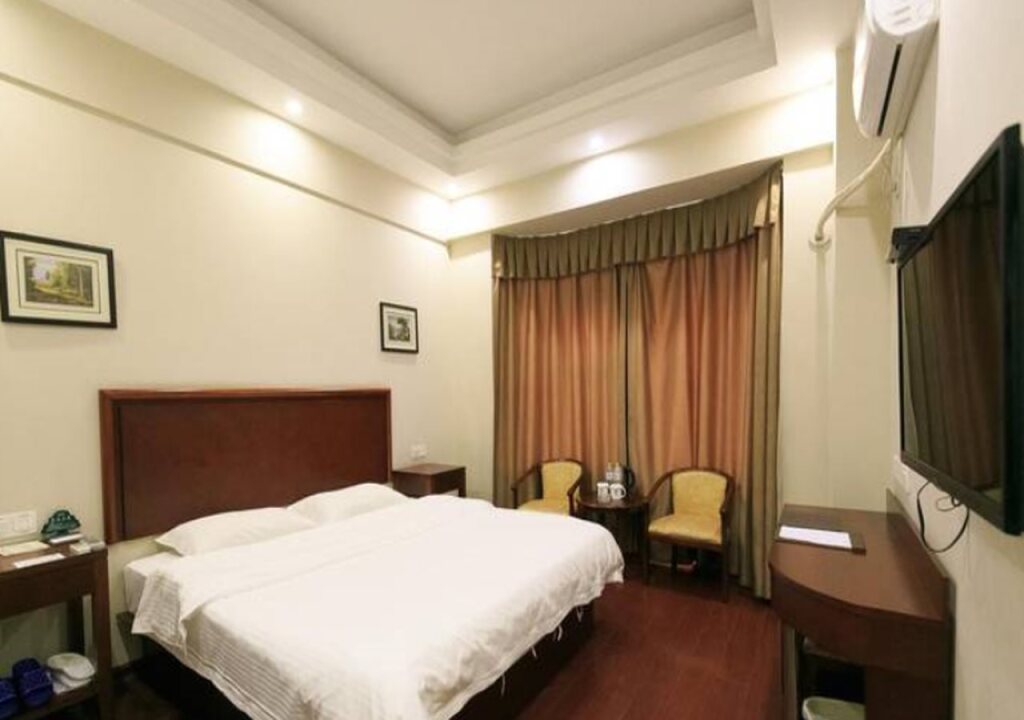 Лючжоу: GreenTree Inn Guangxi Liuzhou Railway Station Hongguang Road Express Hotel