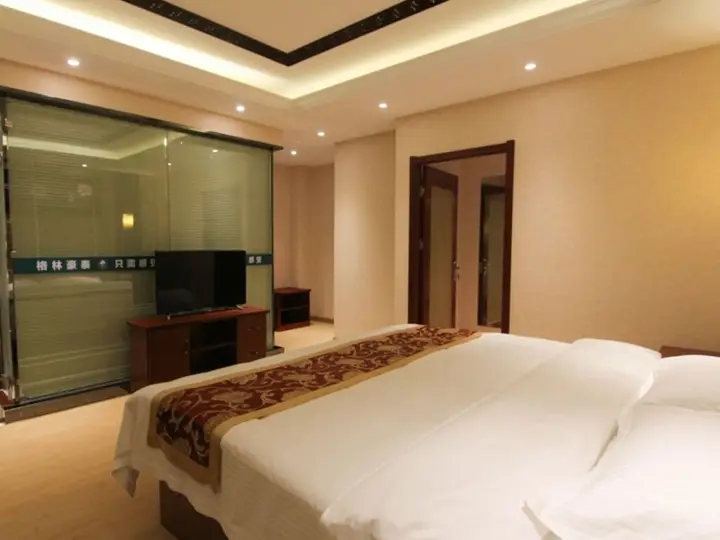 GreenTree Inn JiangSu ZHenjiang Jurong Yalong Hotel — фото 4