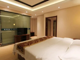 Чжэньцзян: GreenTree Inn JiangSu ZHenjiang Jurong Yalong Hotel