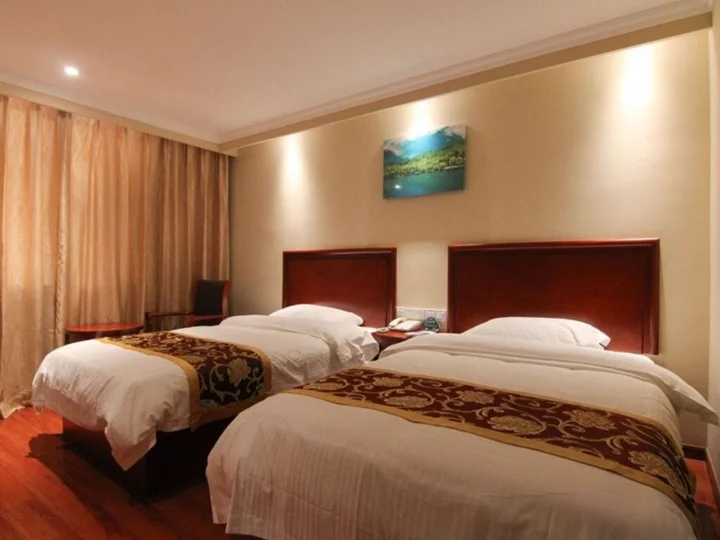 Чжэньцзян: GreenTree Inn JiangSu ZHenjiang Jurong Yalong Hotel