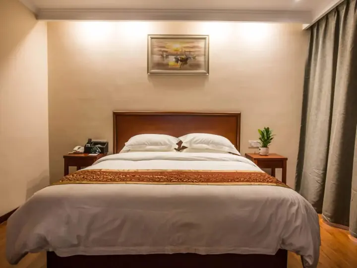 Чжэньцзян: GreenTree Inn Zhenjiang Danyang Wanshan Park Express Hotel