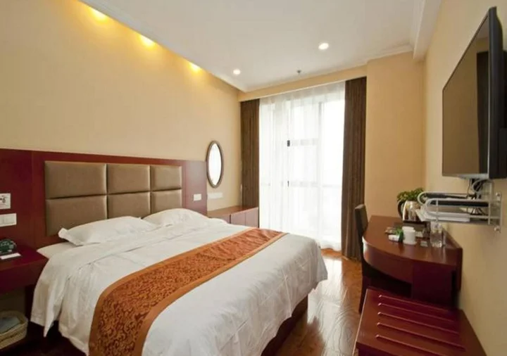 Линьи: GreenTree Inn ShanDong Linxi Lanling County Government Business Hotel