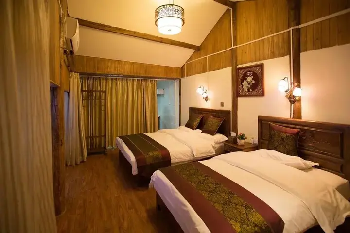 Лицзян: Tianyi Shiguang Mufu Boutique Hotel