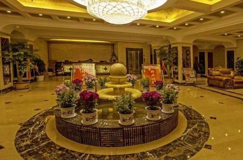 Шангри-Ла: Fengshanlinka Hotel