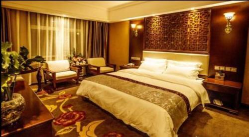 Шангри-Ла: Fengshanlinka Hotel