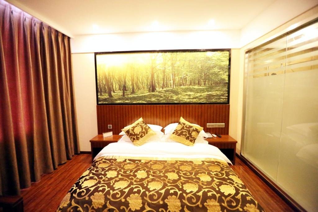 Куньмин: Kunming Yunzhixing Qihua Hotel
