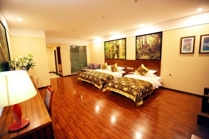 Куньмин: Kunming Yunzhixing Qihua Hotel