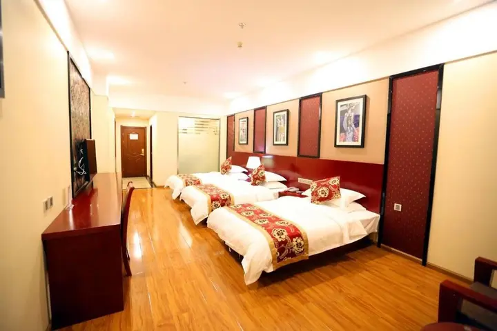 Куньмин: Kunming Yunzhixing Qihua Hotel
