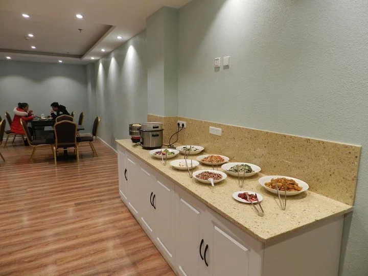 Тяньшуй: Tianshui East Inn
