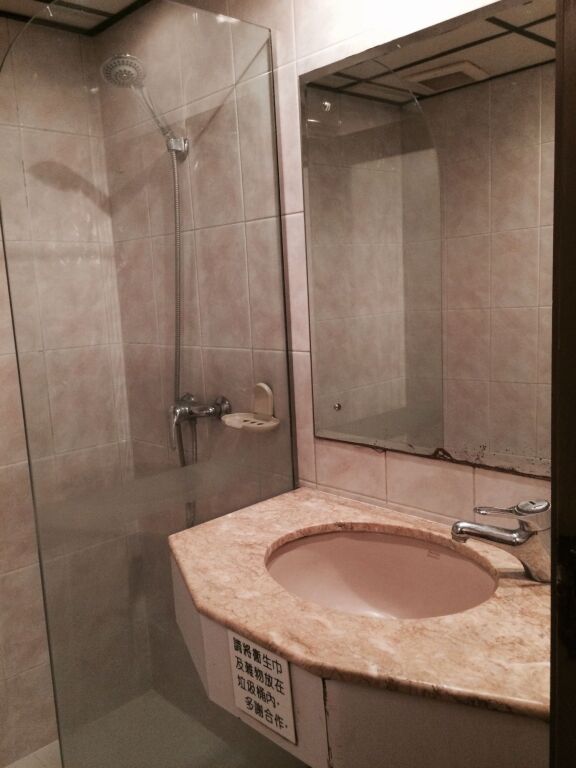 Гонконг: J Hotel