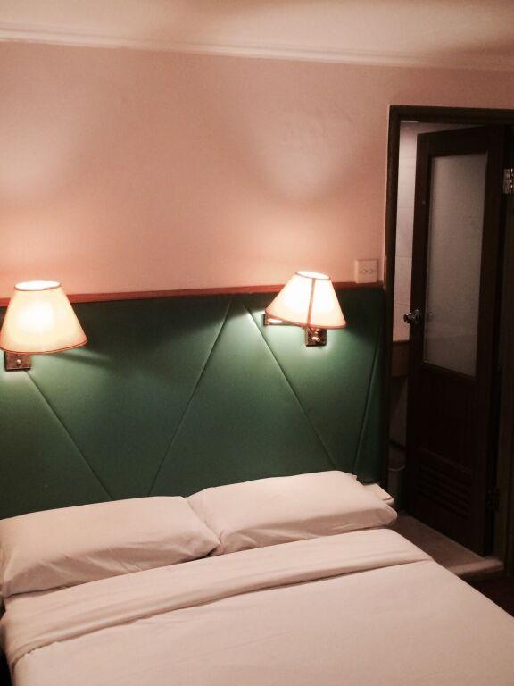 Гонконг: J Hotel