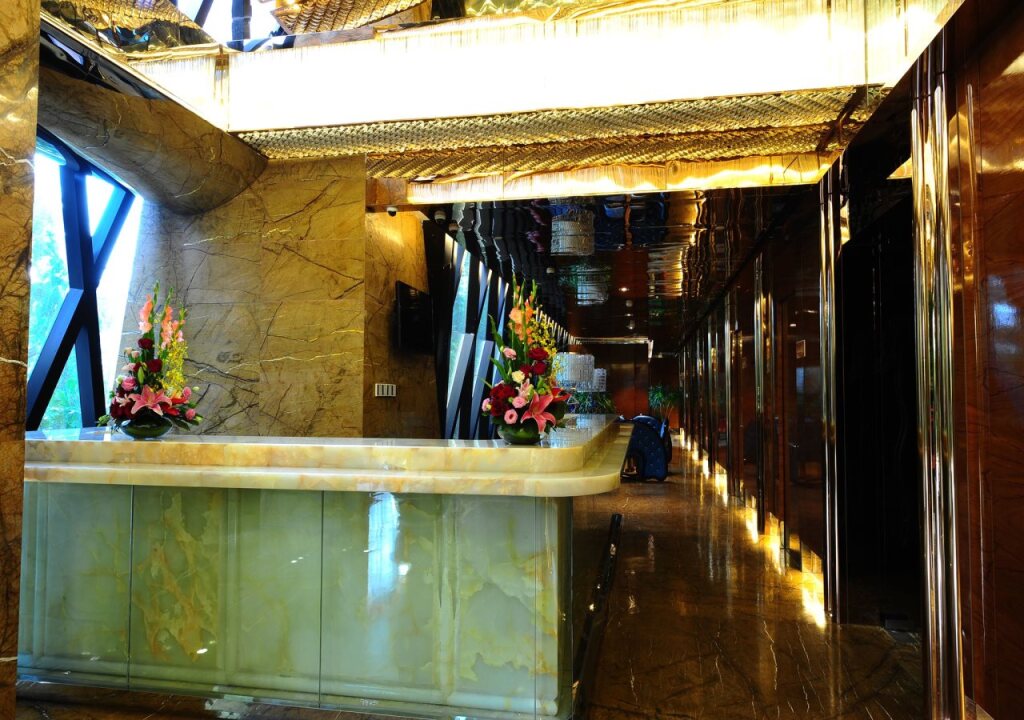 Санья: Sanya Beauty Crown Hotel