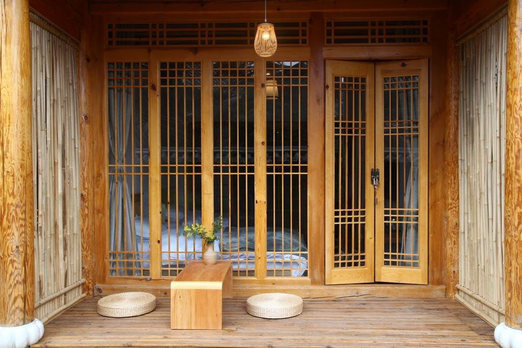 Дали: Dali Shaxi Moss Inn
