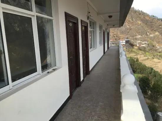 Шангри-Ла: Ben Li Wan Family Hotel