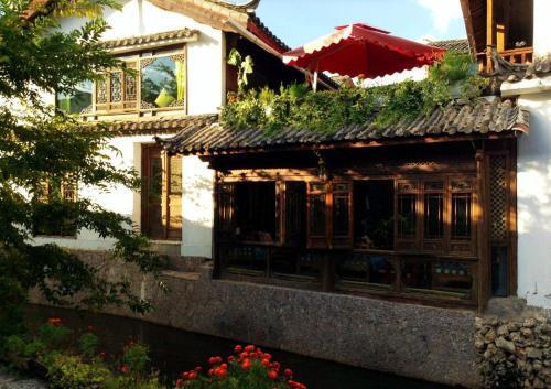 Лицзян: Lijiang Suhe Yunju Zuo'an Inn