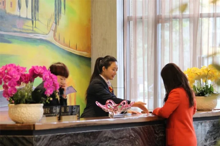 Чэнду: Pastoral Hotel (Chengdu Global Center)