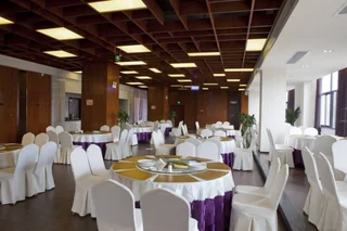 Чэнду: Pastoral Hotel (Chengdu Global Center)